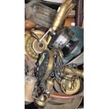 A collectors lot to include a shuttle grinder, brass oil lamp,