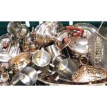 A quantity of plated ware to include a basket wine holder, tray, bottle coaster,