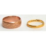 A 22ct yellow gold wedding band, Dublin 1943, size L,