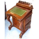 A reproduction Davenport desk (af).