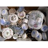 A collection of ceramics to include Limoges trinket pots, Wedgwood trinket pots, Crown Derby etc.