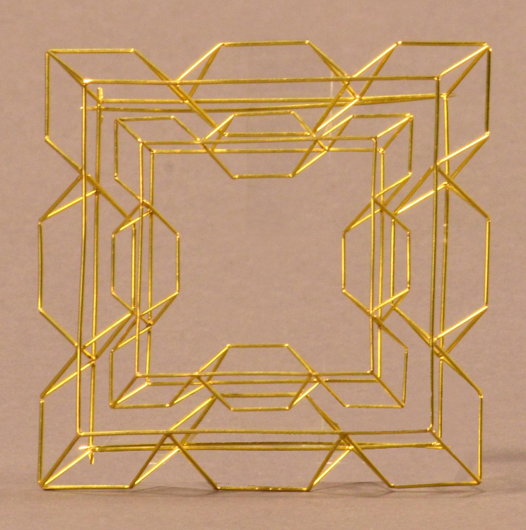 EMMA M F GREGORY; a golden grid elements brooch, 18ct gold, 6.5 x 6.5cm, approx. 9.3g.