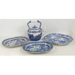 A large Copeland Spode Italian kettle and three blue and white meat plates (4).