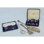 A pair of early Victorian hallmarked silver fish servers with pierced blade, London 1839,