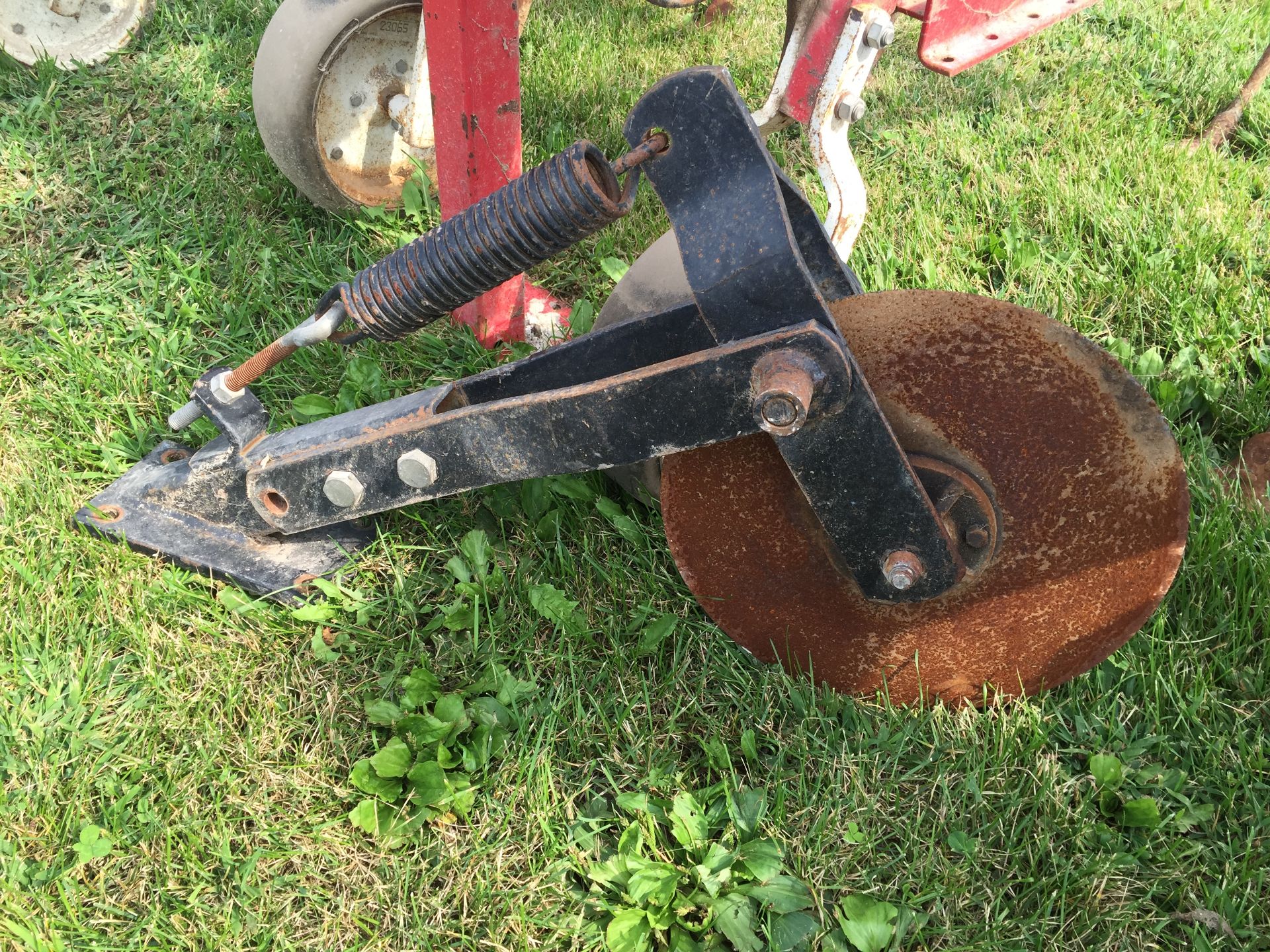 Noble 6 Row 30 Inch or 11 Row 15 Inch Cultivator - Image 5 of 7