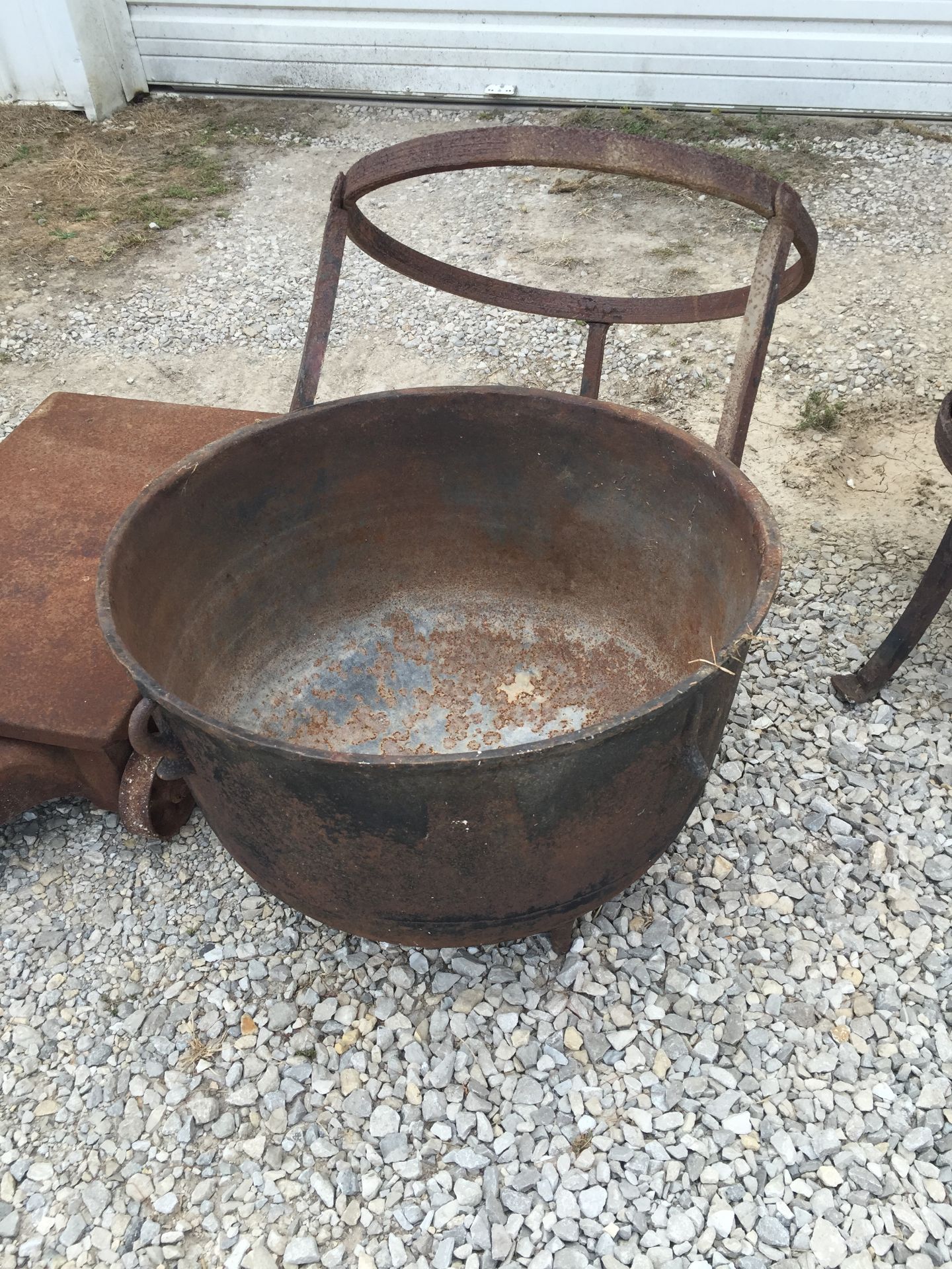 Cast Iron Kettle w/ Stand