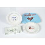 Reserve: 30 EUR    Bundle Waldbaur Schokolade: 4 Ashtrays, porcelain, 1x plastic, C 1    Konvolut