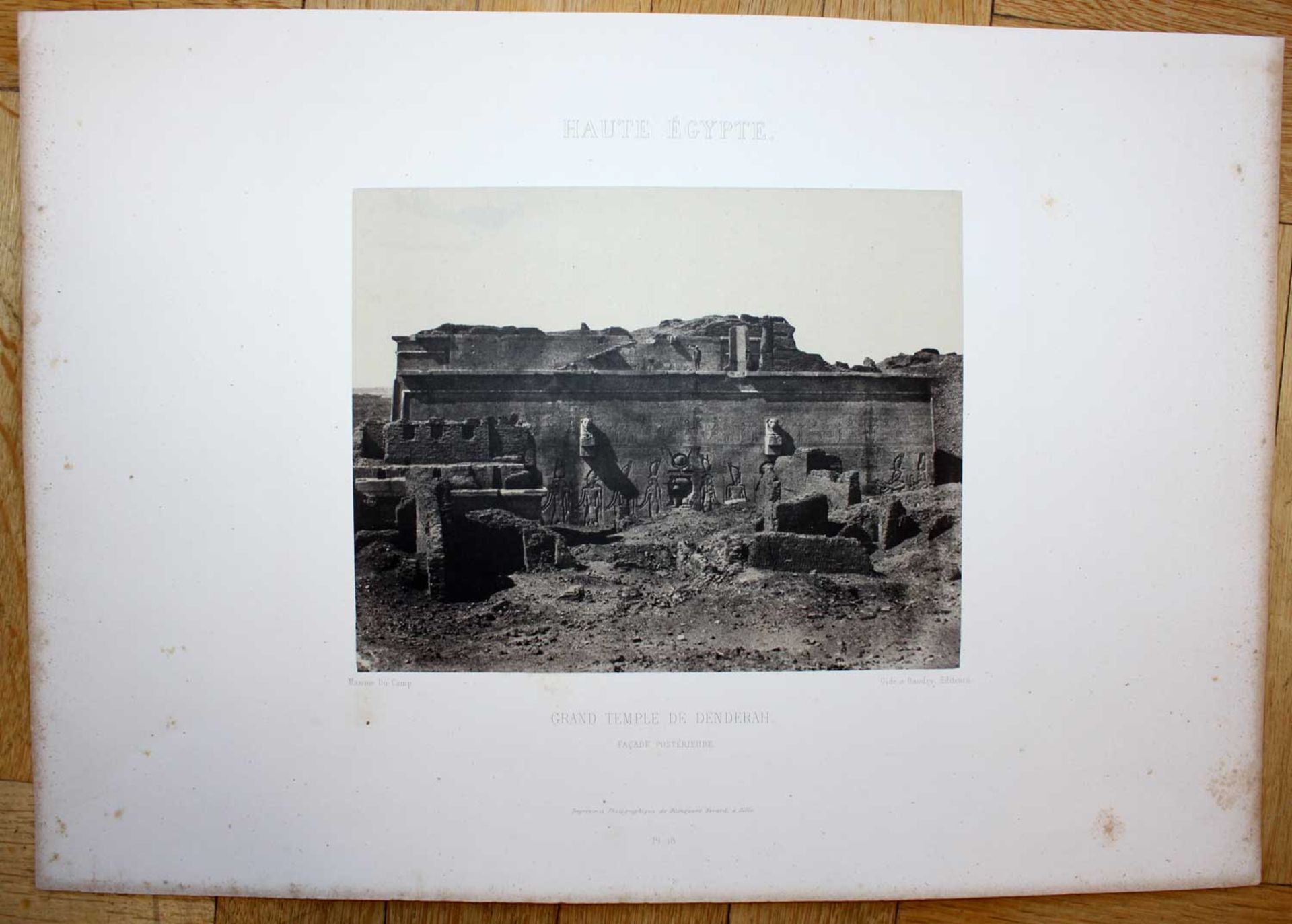 Du Camp, Maxime (1822 Paris 1894). Grand Temple de Denderah, facade posterieure. Salzpapierabzug für - Bild 2 aus 2