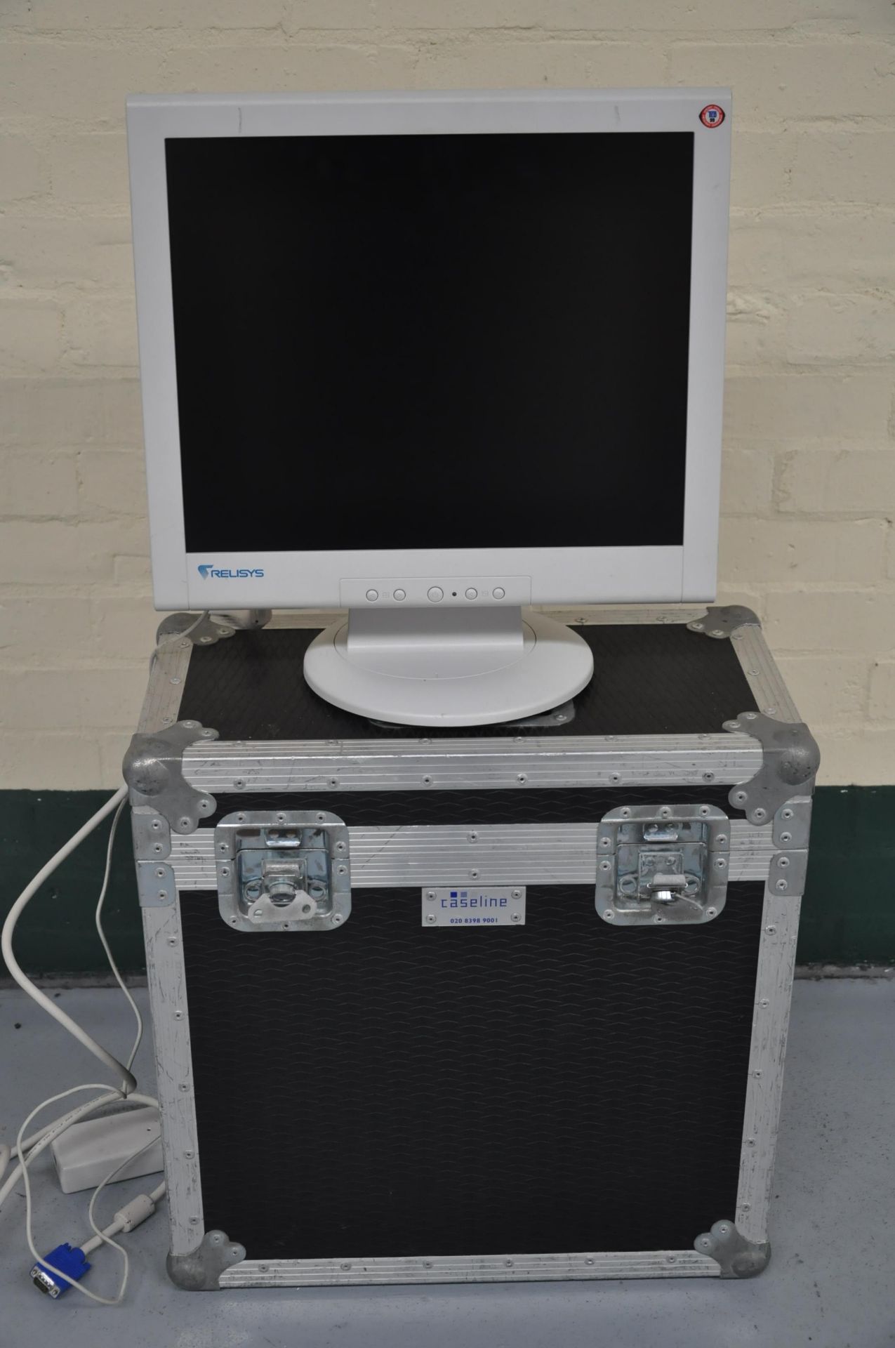 Caseline flight case - 50cm x 27cm x 50cm - with Relysis 19" monitor