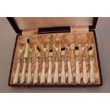 Vienna silver dessert cutlery for six people including six forks and six knifes in original case,
