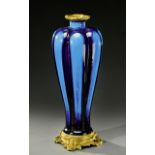 THEODORE DECK (1823-1891) Vase godronné en céramique émaillée bleue et violette agrémenté d’une