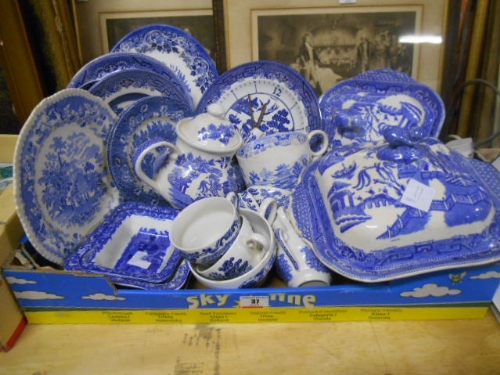 A Box of Blue & White Ceramics. - Image 2 of 3