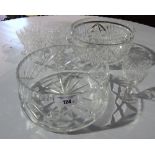 A Quantity of Glassware, to include two large bowls.