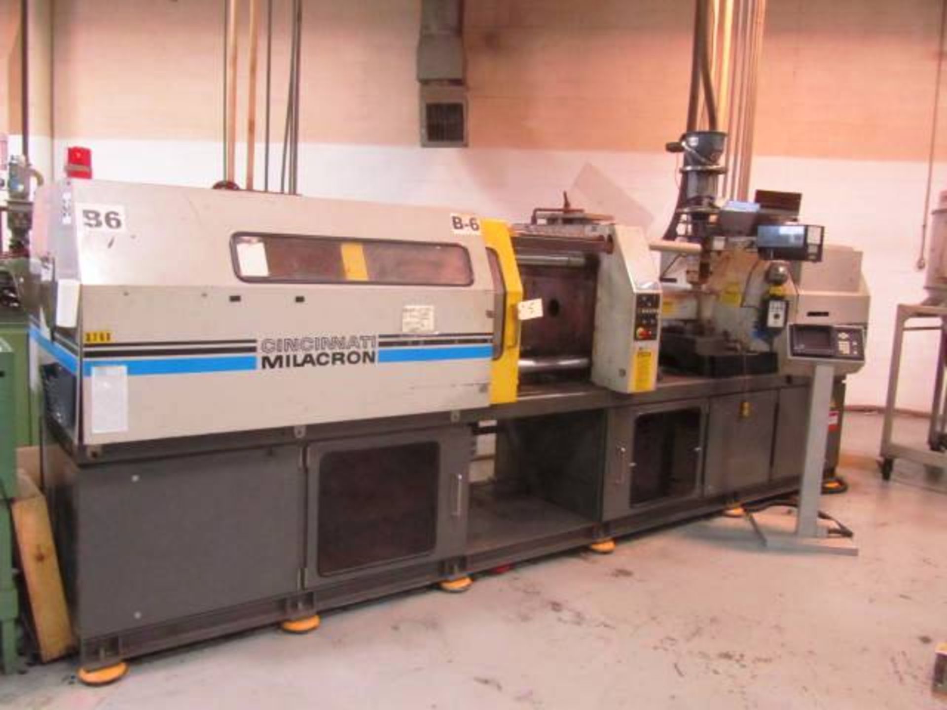 Cincinnati Milacron Model ACT150C-226 150 Ton CNC Horizontal Plastic Injection Molding Machine