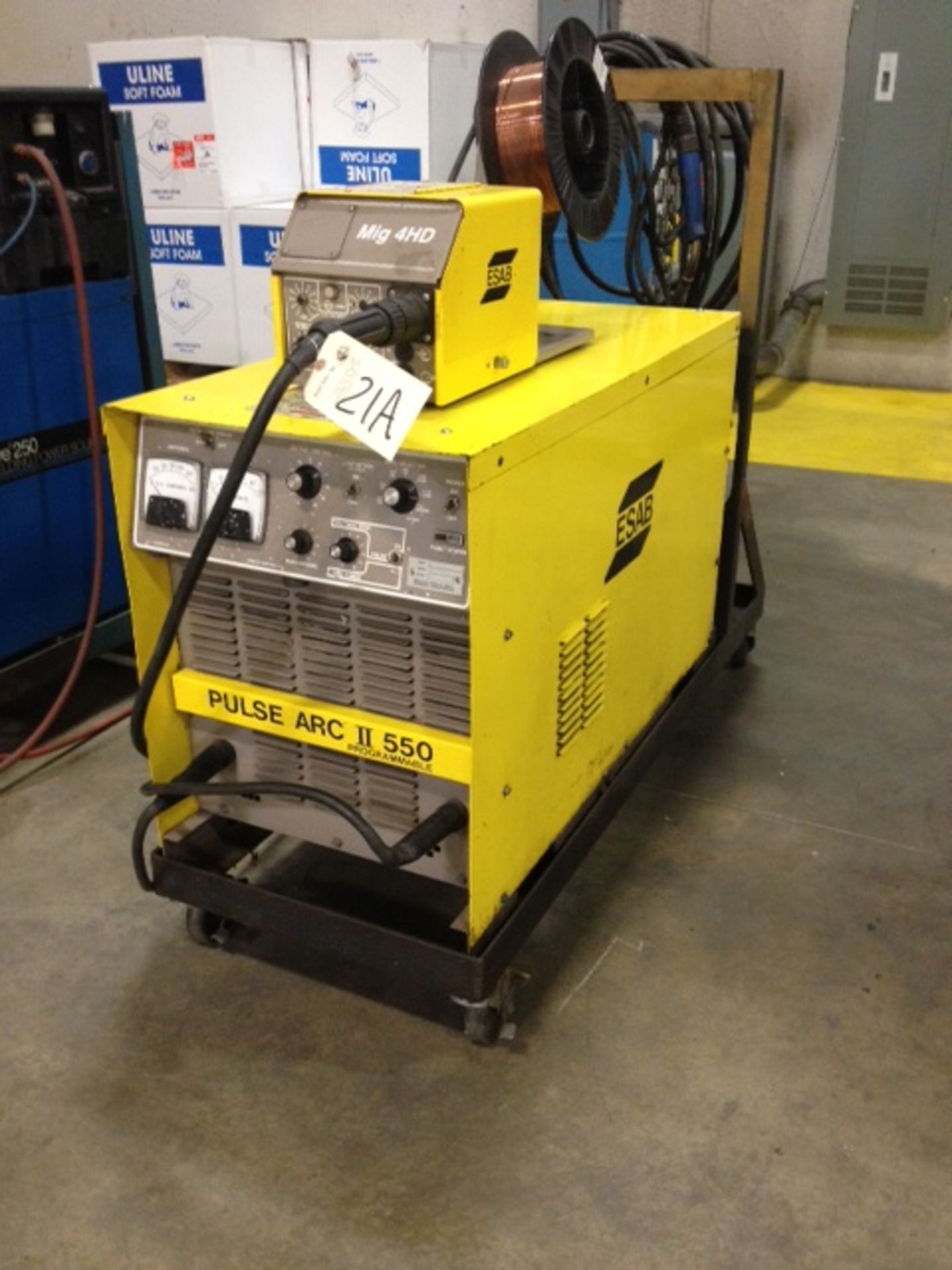 Esab Pulsearc 2 550 Programmable Mig Welder with Variable Speeds, Mig 4HD Wire Feeder, sn:MD-