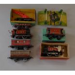 O Gauge. Hornby 0-4-0 c/w 101 reversing tank locomotive, boxed with key and lamps in packet. G,