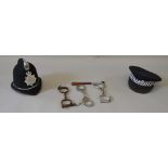 Good lot of police collectables including 3 sets of vintage handcuffs (with keys),
