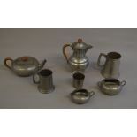Quantity of Pewter items including Castle Pewter examples (7)