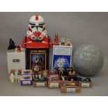 Quantity of Star Wars ornaments,