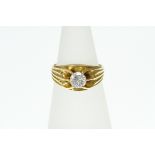 An 18ct H/M gents diamond ring, size K, approx 0.