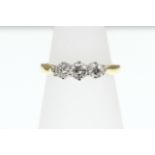 An 18ct H/M diamond 3 stone ring, approx total weight 0.