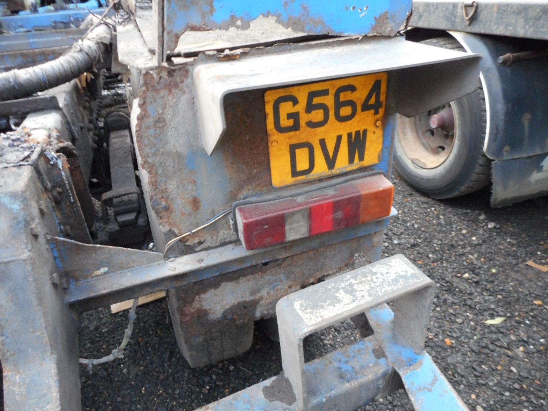 Leyland Constructor 8x4 chassis cab runs but no drive master cylinder removed. - Image 7 of 8