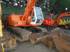 Daewoo DN130-3 13tonne excavator c/w 3no. buckets ex-farm use yr1996 6826 rec.hrs.