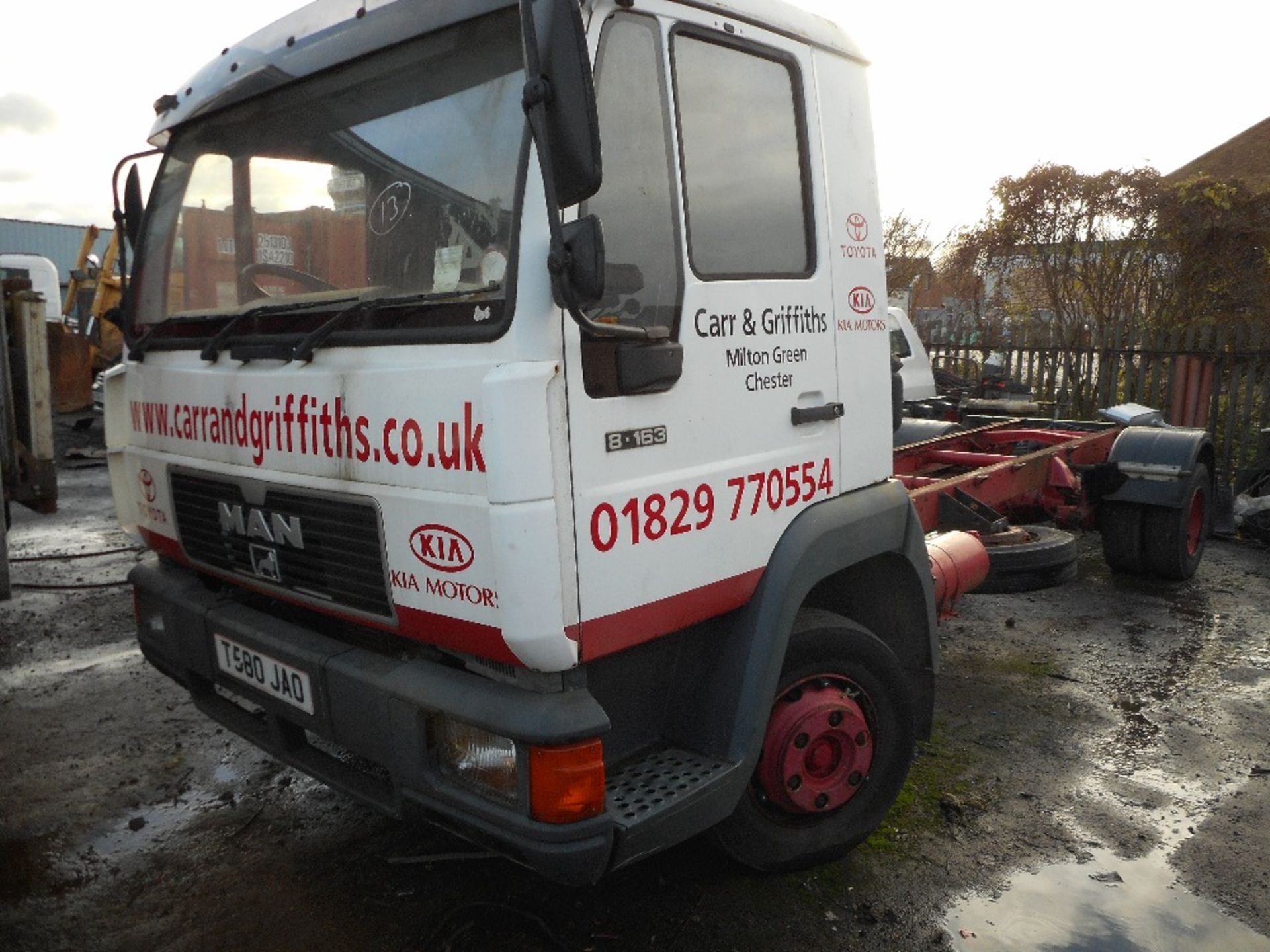 MAN 8.163 7500kg rated chassis cab. Supplied with V5 no test.