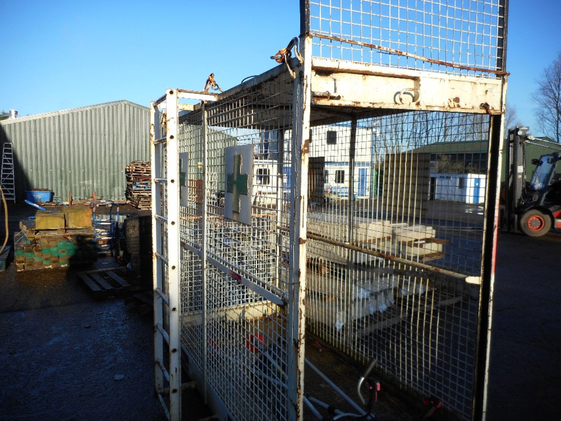 Secatol stretcher evacuation cage with end gate and side ladder to attach lifting slings. - Image 4 of 5