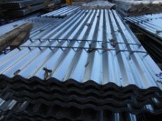 Pack of 25no. 10ft galvanised corrugated roof sheets. 82cm wide