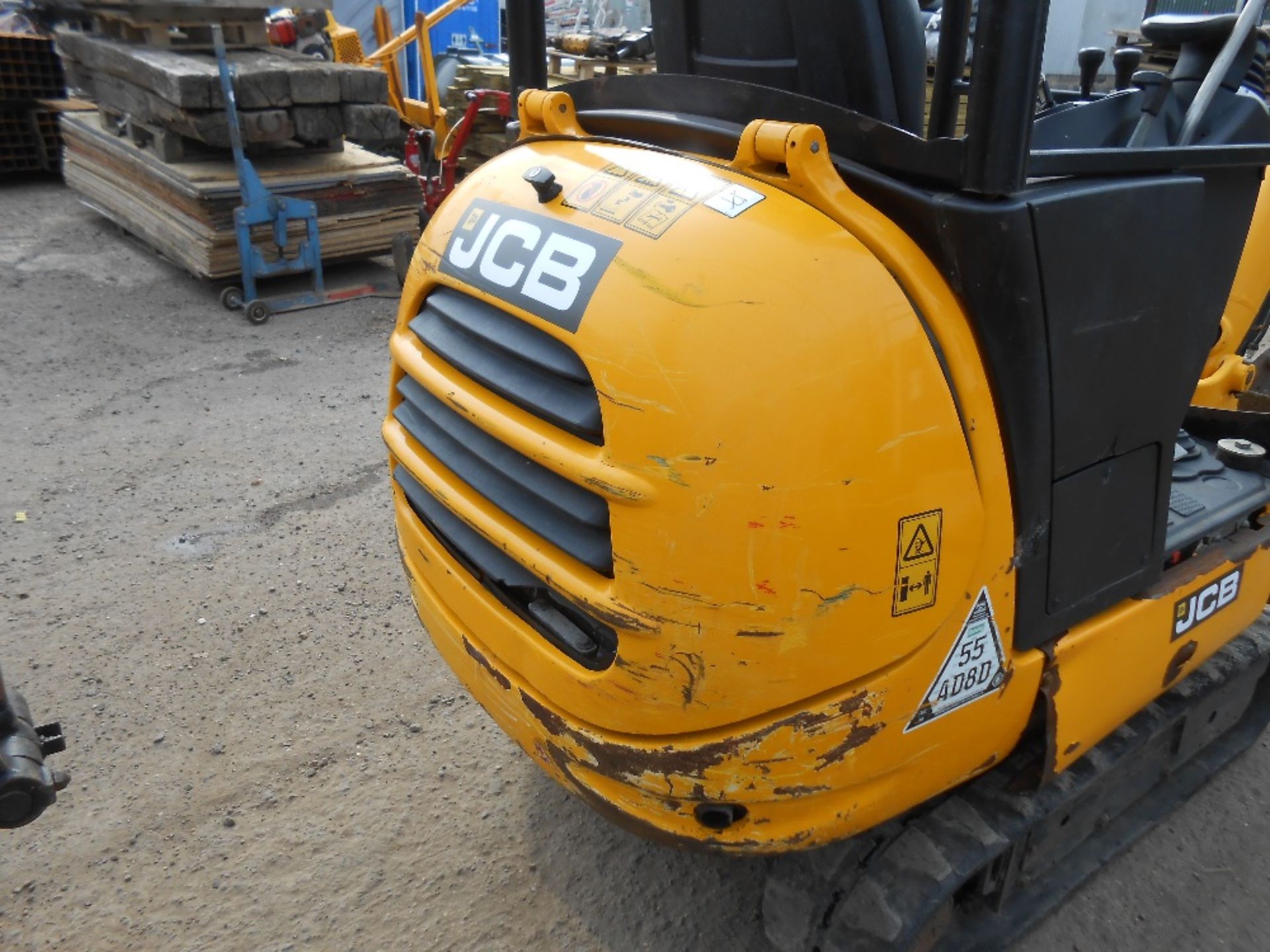 JCB 801-4 mini digger c/w 3no. buckets yr2011 build 1200 recorded hours. - Image 3 of 17