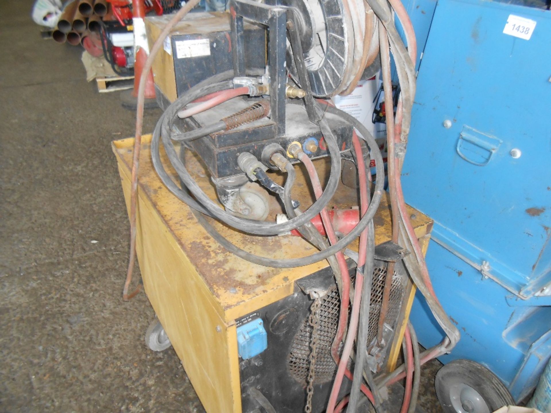 Thermal arc mig welder and Hobart Beta Mig 320 mig welder. - Image 4 of 4