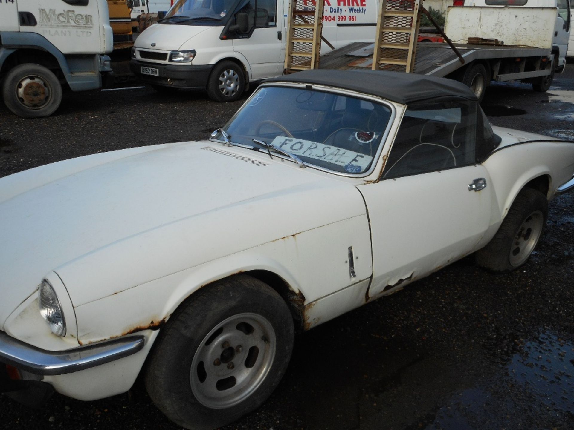 Triumph Spitfire soft top car for restoration. Also includes hard top as shown. - Image 3 of 11