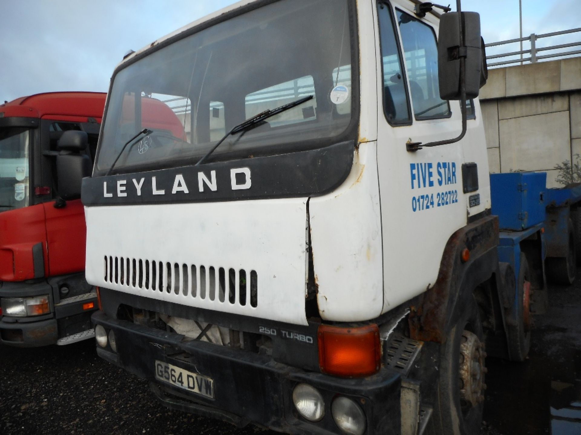 Leyland Constructor 8x4 chassis cab runs but no drive master cylinder removed.