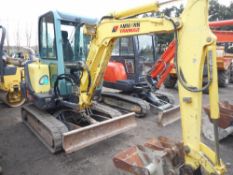 Yanmar B25 excavator c/w 3no. buckets yr2007 5218 rec.hrs.