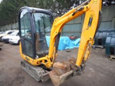 JCB 801-8 cabbed mini digger with expanding tracks yr2005