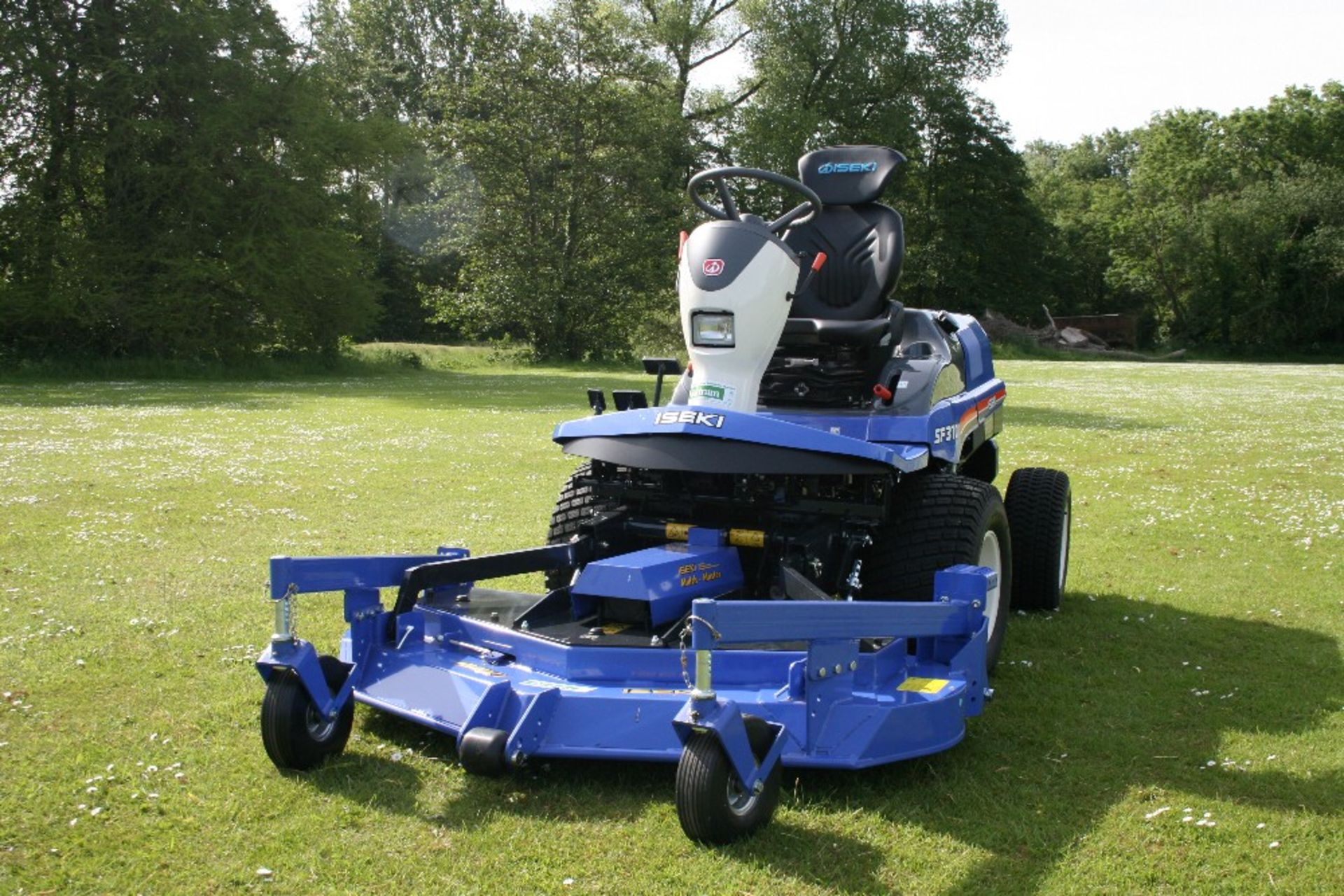 Iseki SF310 rotary outfront mower - Image 4 of 20