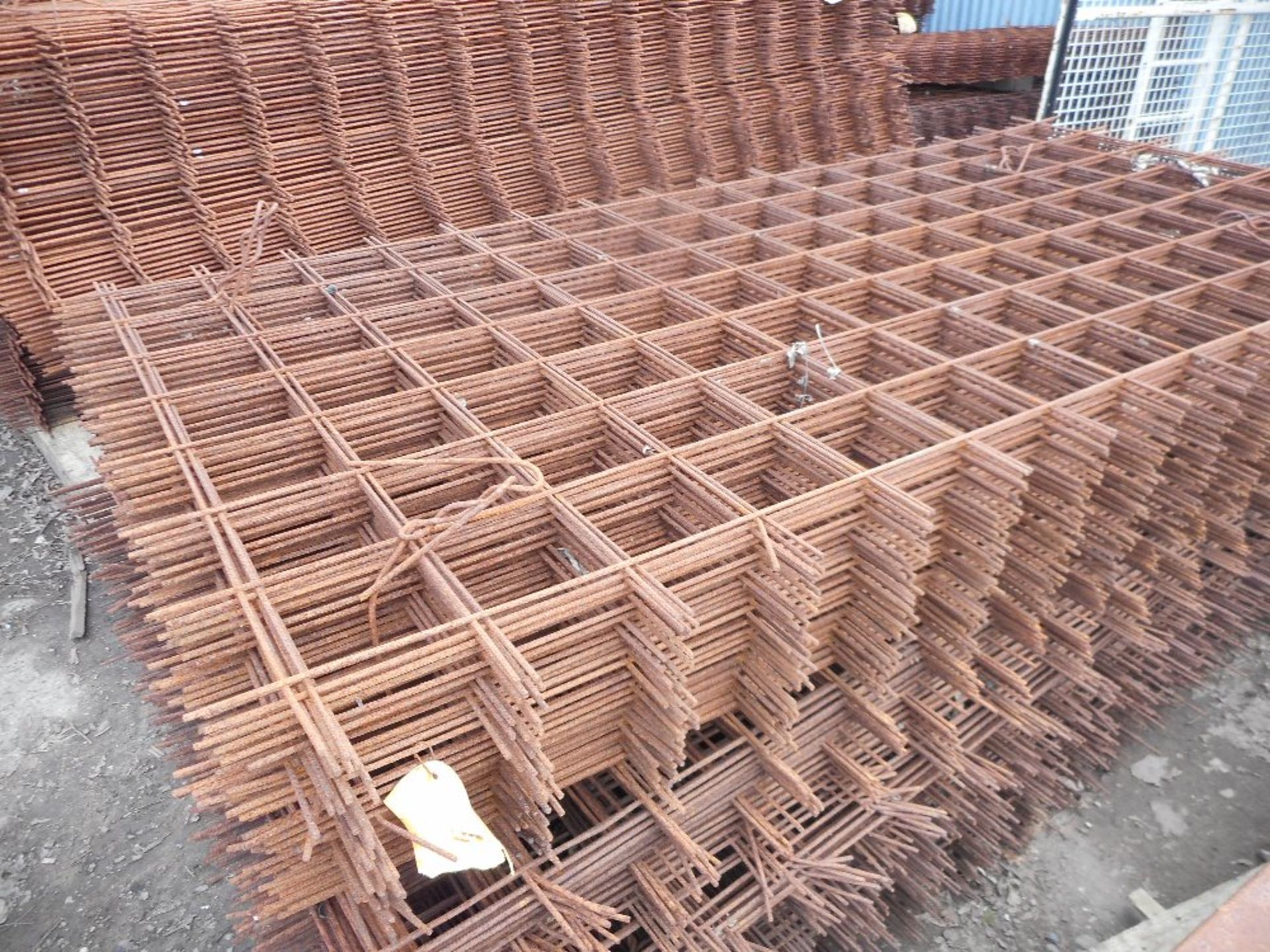 200no. Concrete reinforcing mesh sheets 1.2m x 2.4m.