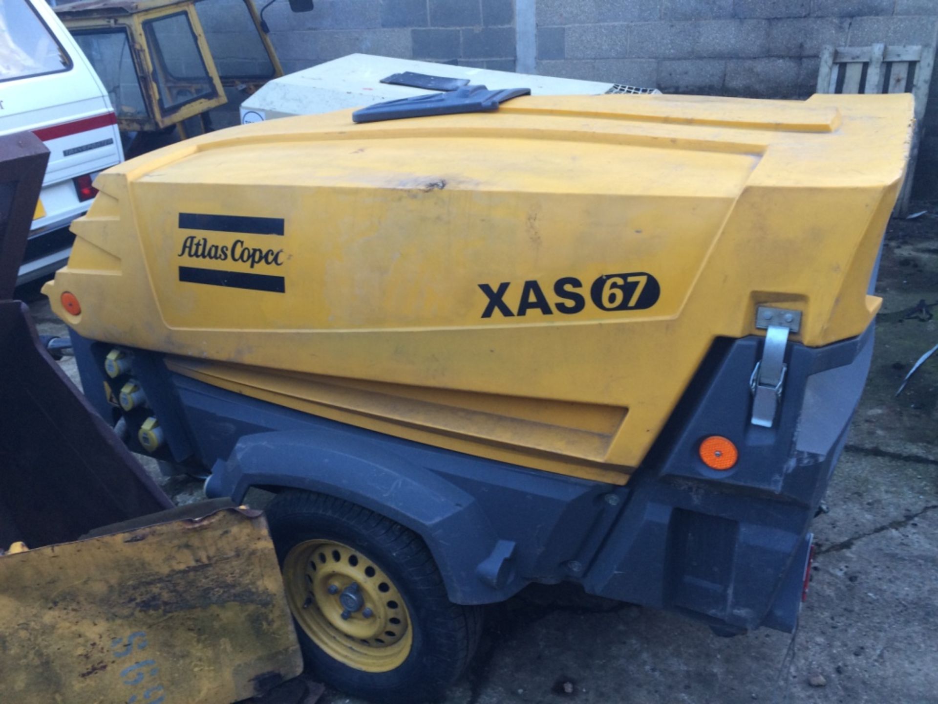 Atlas Copco XAS 67 compressor - Image 2 of 12