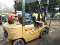 Caterpillar 2.5tonne LPG forklift year 1999.