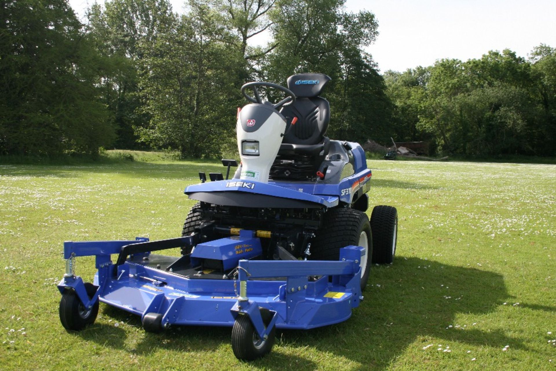 Iseki SF310 rotary outfront mower - Image 3 of 20