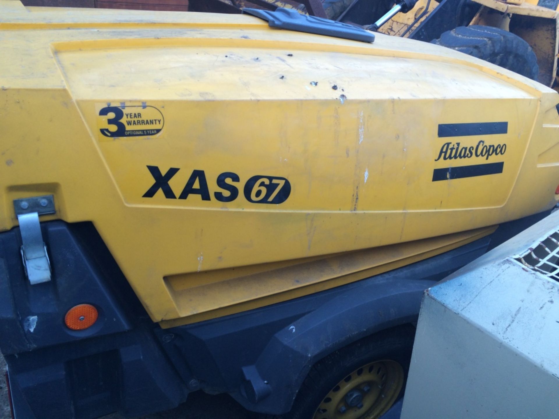 Atlas Copco XAS 67 compressor - Image 3 of 12