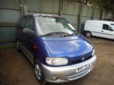 Nissan Serena people carrier