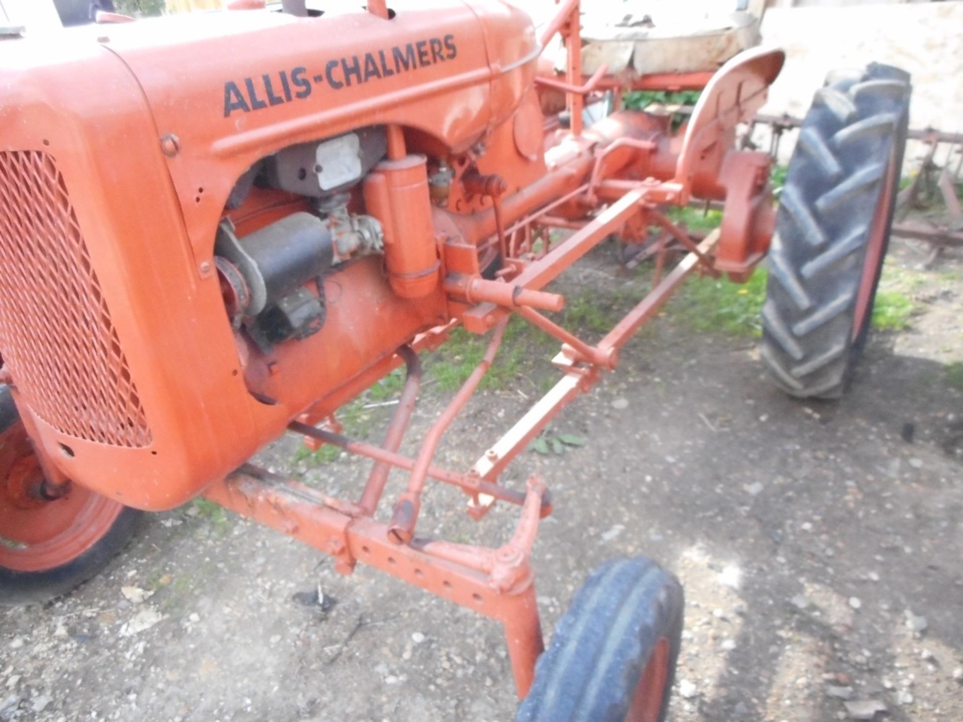 Allis Chalmers vintage tractor with mid mounted hoe - Image 7 of 12