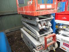 Skyjack 3219 scissor lift access platform yr2007.