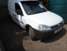 Vauxhall Combo crew van with extra row of seats white year 2004