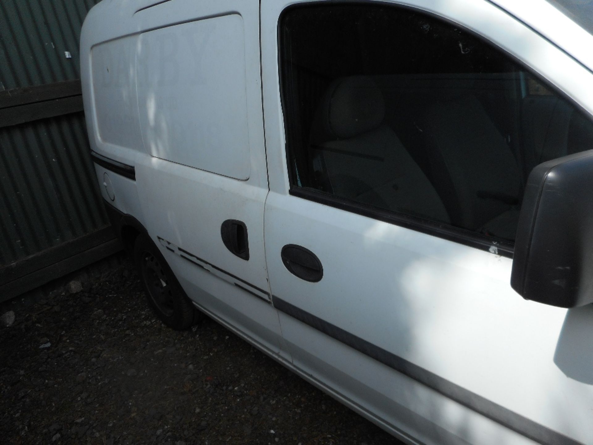 Vauxhall Combo crew van with extra row of seats white year 2004 - Image 5 of 9