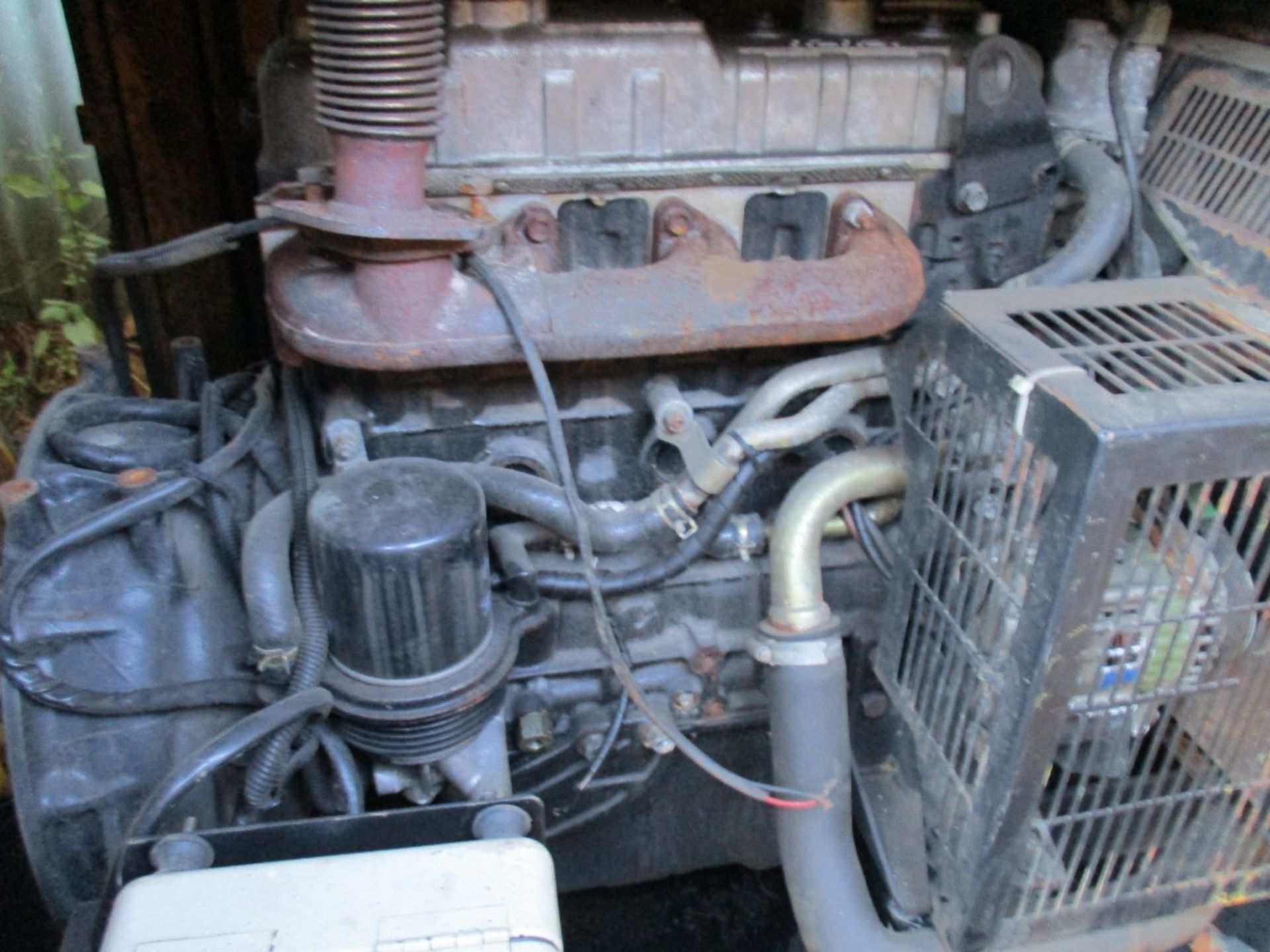 Seltorque S150 6" rated silenced water pump powered by Isuzu engine (fuel pipes etc. missing) - Image 7 of 9