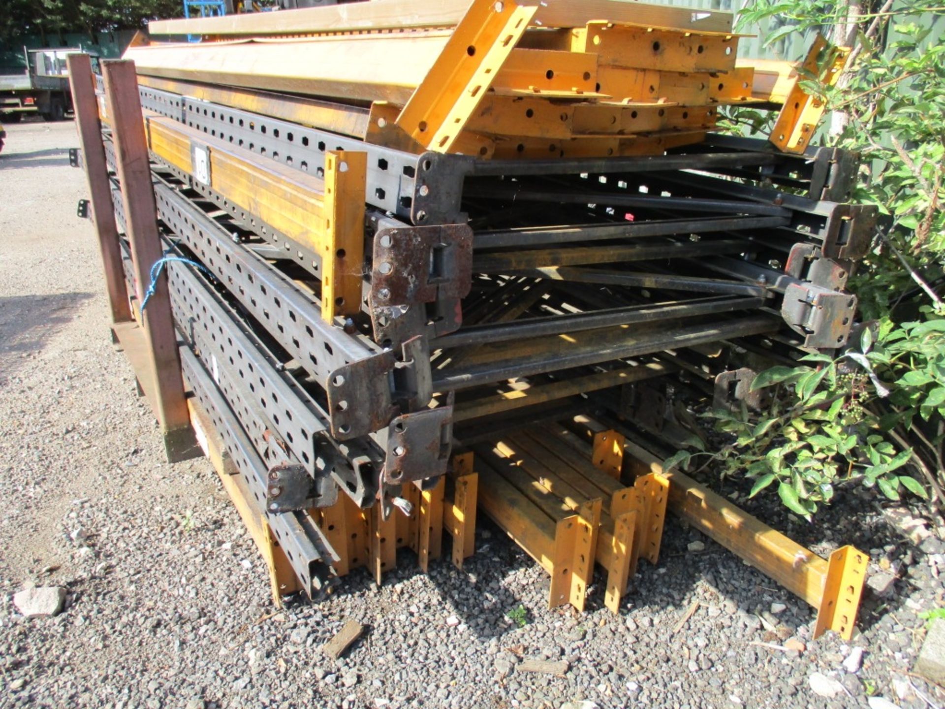 HEAVY DUTY PALLET RACKING C/W SHELVING - Image 2 of 6