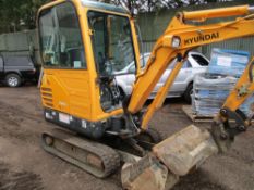 Hyundai 16-9 cabbed mini digger manual quick hitch